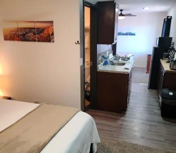 Apartment 069a The Grand Canyon Getaway With Kitchenette Sleeps 4