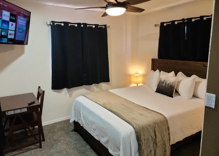 069a The Grand Canyon Getaway With Kitchenette Sleeps 4 *